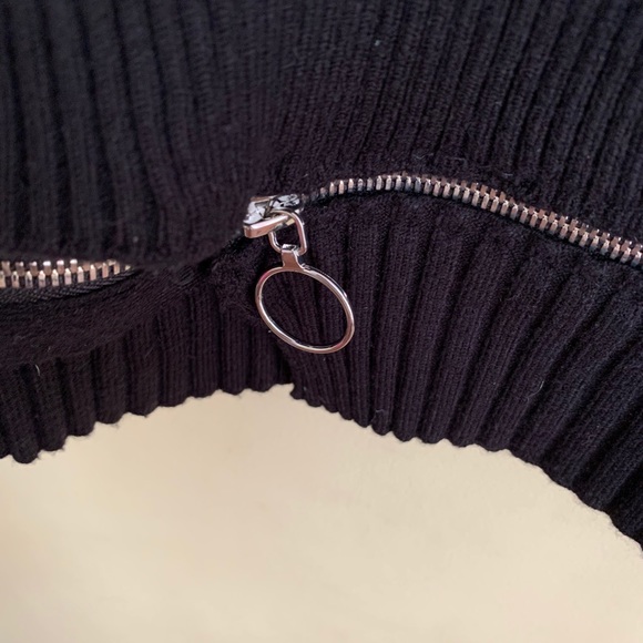 NWT For Love and Lemons Annie Zipper Sweater Black Medium - Picture 9 of 12